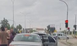 Seyhan'da Tekme Tokat Arbede: Araçlar Ön Kesti, Kavga Çıktı!