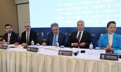 Hayati Yazıcı, Adana'dan Sivil Anayasa Çağrısı Yaptı