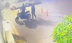 Adana’da Motosiklet Hırsızlığı Kamerada: Polis Fark Edince Şüpheliler Kaçtı