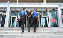 Kırmızı Bültenle Aranan Hükümlü Çukurova Havalimanı’nda Yakalandı!