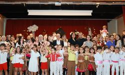 Yüreğir’de Miniklerin Mezuniyet Coşkusu