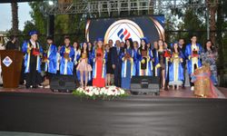 Adana Final Okulları’nda Görkemli Mezuniyet Töreni