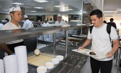 Çukurova Üniversitesi Yemekhanelerinde Tabldot Dönemi Sona Erdi
