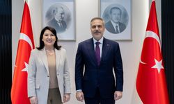 Ankara'da Dikkat Çeken Buluşma: Sunay Karamık, Hakan Fidan ile Bir Araya Geldi