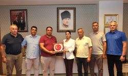 Ceyhan'da Kırsal Mahalle Muhtarlarından Başkan Vekili Yıldız'a Anlamlı Ziyaret
