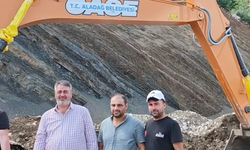Aladağ'a Güç Katacak Hibe Araç Hizmete Girdi! Başkan Özdemir'den Teşekkür