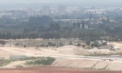 Adana'da Bitmeyen Yol Çilesi! Mahalle Sakinleri Yetkililere Seslendi