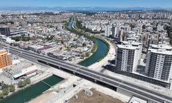 Adana'da Kavşak Projesinde Geri Sayım! Üst Geçit Trafiğe Açıldı