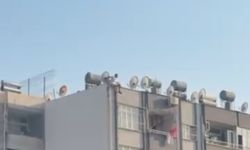 Adana'da Hareketli Anlar! Apartman Damına Çıkıp İntihar Girişiminde Bulundu