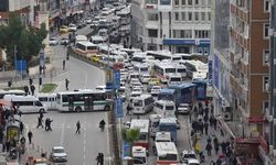 Adana'nın Sorunları Her Geçen Gün Büyüyor! Vatandaş Artık Kalıcı Çözüm Bekliyor