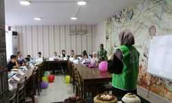Adana İHH'den Yetim Çocuklara Yaz Kursu