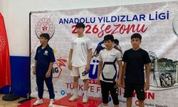 Adanalı Güreşçilerden 4 Madalya