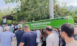 Denizde Hayatını Kaybeden 16 Yaşındaki Öğrenci Kozan'da Toprağa Verildi