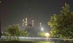 Adana’da Sağanak Sürprizi! Kentin 4 İlçesinde Yağmur Etkili Oldu