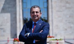 Burhanettin Bulut "İletişim Başkanlığı'nda Günde 587 Asgari Ücretlinin Maaşı Gidiyor"