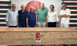 Çukurova Belediyespor’dan ÇGC’ye Ziyaret "Gençler Kırmızı Çizgimiz"