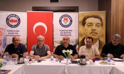 Eğitim-Bir-Sen Adana Şubesi Yeni Dönemin Yol Haritasını Çizdi