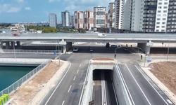 Ege Bağatur Bulvarı’nda Trafik Rahatladı! Yeni Kavşak Tamamen Açıldı