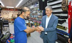 Vali Yavuz, Seyhan'da Esnaf ve Vatandaşlarla Buluştu