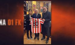 Menderes Kutlu'dan Devlet Bahçeli'ye Adana 01 FK forması