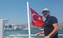 İzmir'de Bayrağı Dalgalandırdı, Gönülleri Kazandı