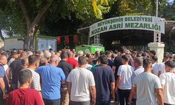 Kozan’da Yürek Yakan Veda! 17 Yaşındaki Ayaz Son Yolculuğuna Uğurlandı