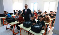 Başkan Vekili Tarık Özünal’dan LGS Öğrencilerine Hazırlık Seti Hediyesi