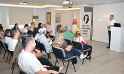 Adana Diş Hekimleri Odası’ndan İmplant Uyarısı "Korkuya Değil, Doğru Bilgiye Kulak Verin"