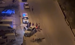 Sarıçam’da Otomobil İle Motosiklet Çarpıştı: Kazada 2 Kişi Yaralandı