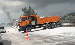Adana-Mersin Otoyolu’nda TIR Alev Aldı: Trafik Yavaşladı