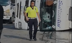 Adana-Ceyhan D-400’de Tır Devrildi: Sürücü Hafif Yaralandı