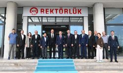 Adana’da Eğitim Zirvesi! MHP Adana’dan Üniversite Ziyareti!