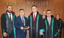 Adana Barosu’nda 33. Dönem Emeği Plaketlerle Taçlandırıldı