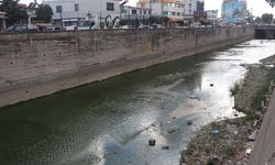Adana’da Sulama Kanalında Kötü Koku ve Çöp Tepkisi