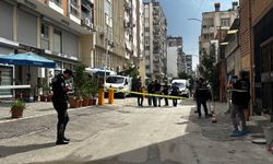 Adana’da Silahlı Saldırı: İş Yeri Önünde 2 Kişi Vuruldu