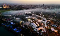 Adana’da Kebap Dumanı Gökyüzünü Kapladı! Metrelerce Kuyruk Oluştu