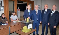 Adana Ticaret Borsası’nda Şahin Bilgiç Güven Tazeledi