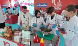 Çukurova Üniversitesi'nde Kültürlerarası Lezzet Buluşması: Erasmus Öğrencileri Adana Mutfağını Keşfetti