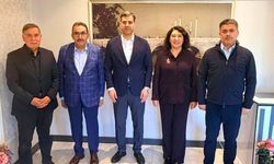 Milletvekilleri Ve İl Teşkilatı Masaya Oturdu: AK Parti Adana’da Yol Haritası Belirlendi!