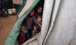 TÜİK ve UNICEF Raporu Çocukların Tablosunu Ortaya Koydu: 6,7 Milyon Çocuk Yoksulluk İçinde