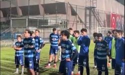 Adana Demirspor’da Gençlerden Yürek Burkan Sözler “Buraya Kadar Abi, Ne Diyeyim Yani…”