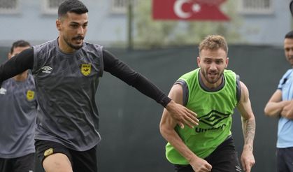 Adana 01 FK Rövanş Öncesi Umutlu