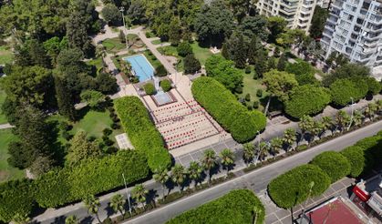 Adana'da Sıcak Hava Etkisini Artırdı, Cadde ve Meydanlar Boş Kaldı