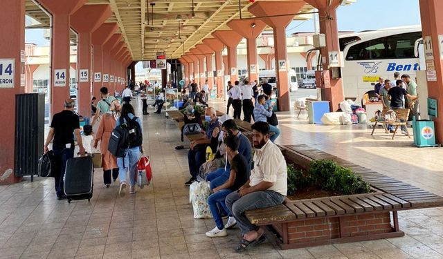 Adana Otogarı’nda Bayram Yoğunluğu: Ek Seferler Devreye Girdi