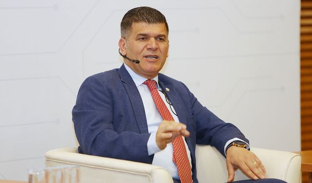 Doç. Dr. Halisçelik "Ekonomideki Başarı Finansal Değerlere Bakılarak Ölçülmez"