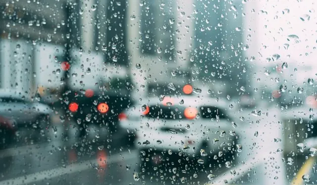 Adana'da Önce Sağanak, Ardından Kavurucu Sıcaklar! Meteoroloji 5 Günlük Tahmini Açıkladı