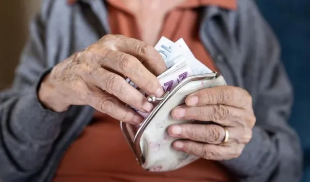 Emekliler Dikkat! Kurban Bayramı İkramiye Miktarı Belli Oldu