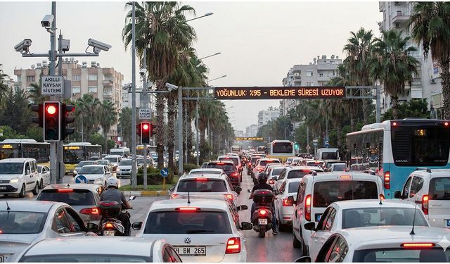 Adana'da Akıllı Kavşaklar Trafiğe Çare Oldu Mu?