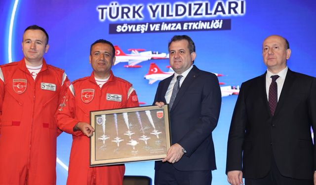 Türk Yıldızları Çukurova Üniversitesi’nde Öğrencilerle Buluştu
