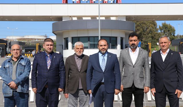 YRP Adana Teşkilatı Ceyhan BOTAŞ Önünde Vanaların Kapatılmasını İstedi